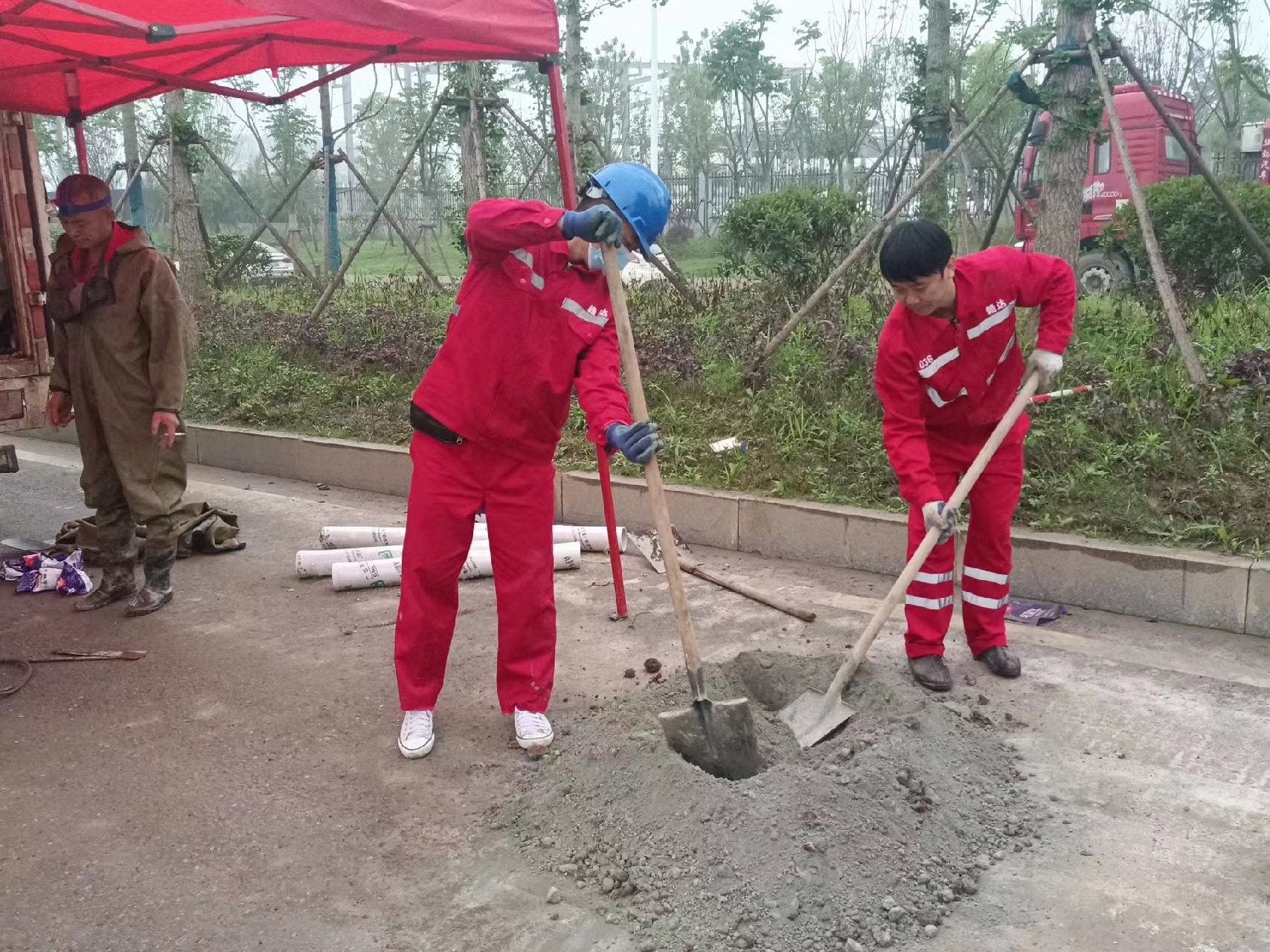 富拉尔基管道疏通哪家好】及时进行市政管道清淤